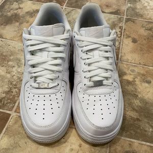 Nike Air Force One LowTop 📍The price is firm📍